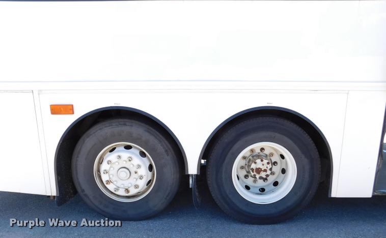 image for item DA3024 1998 Van Hool T940 coach bus