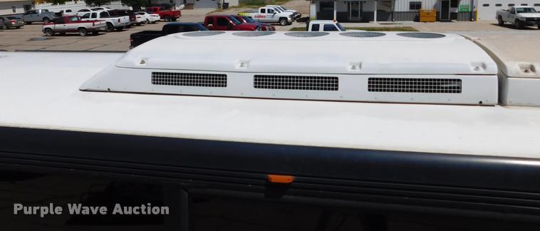 image for item DA3024 1998 Van Hool T940 coach bus