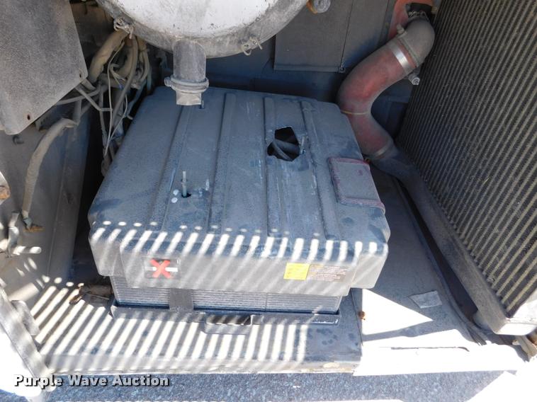 image for item DA3024 1998 Van Hool T940 coach bus