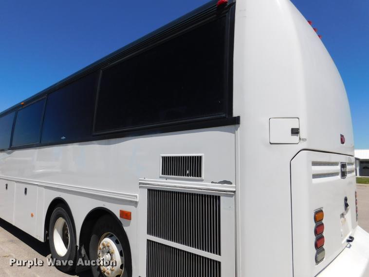 image for item DA3024 1998 Van Hool T940 coach bus