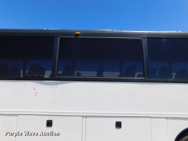 image for item DA3024 1998 Van Hool T940 coach bus