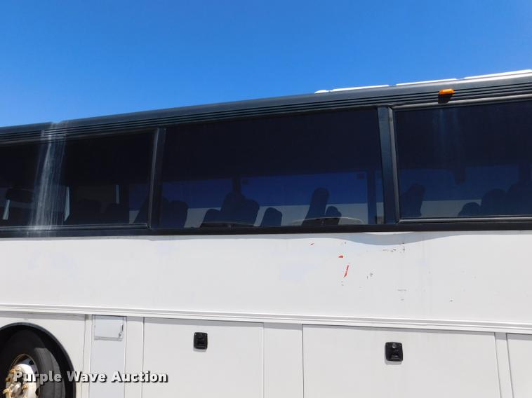 image for item DA3024 1998 Van Hool T940 coach bus