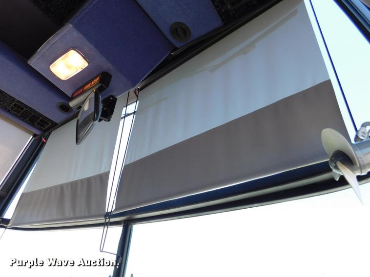 image for item DA3024 1998 Van Hool T940 coach bus