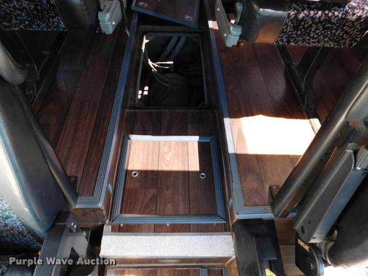 image for item DA3024 1998 Van Hool T940 coach bus