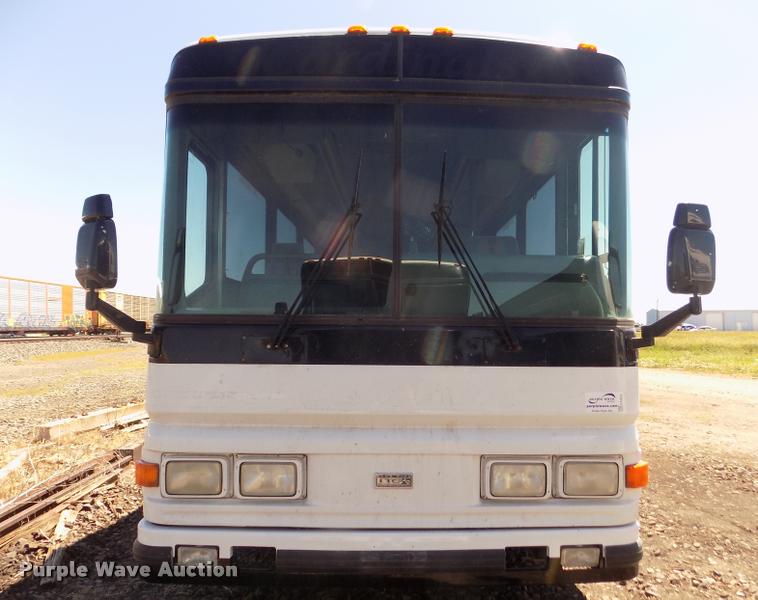 image for item DA3025 2000 Blue Bird LTC40 coach bus