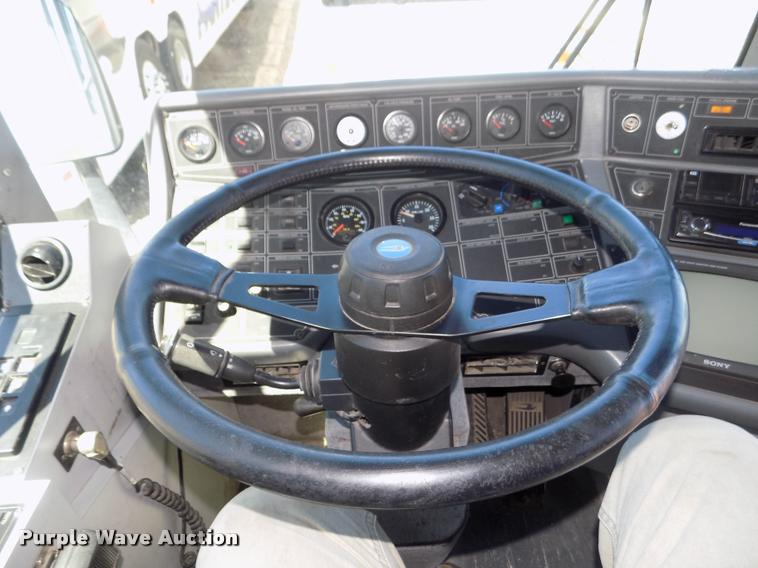 image for item DA3025 2000 Blue Bird LTC40 coach bus