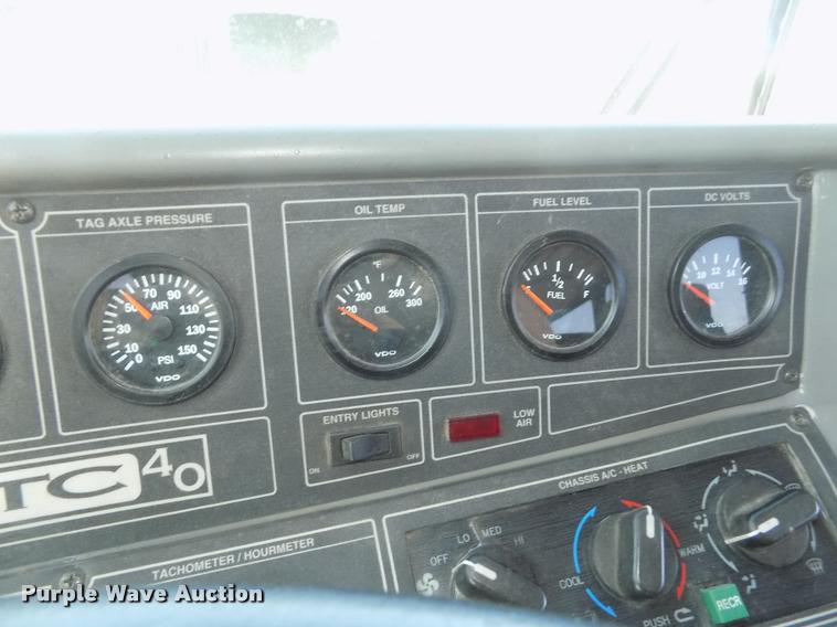 image for item DA3025 2000 Blue Bird LTC40 coach bus