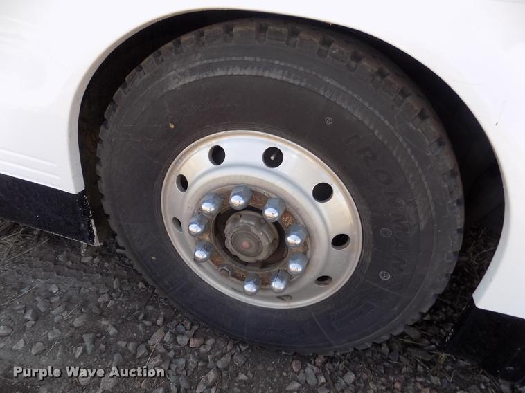 image for item DA3025 2000 Blue Bird LTC40 coach bus