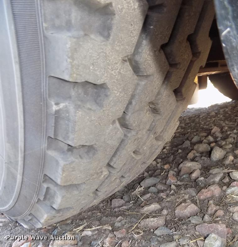 image for item DA3025 2000 Blue Bird LTC40 coach bus