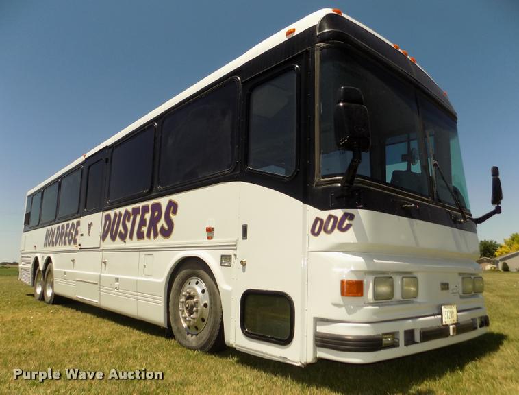 image for item DA3026 2000 Blue Bird LTC40 bus