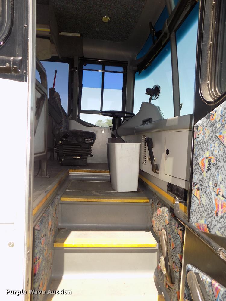 image for item DA3026 2000 Blue Bird LTC40 bus