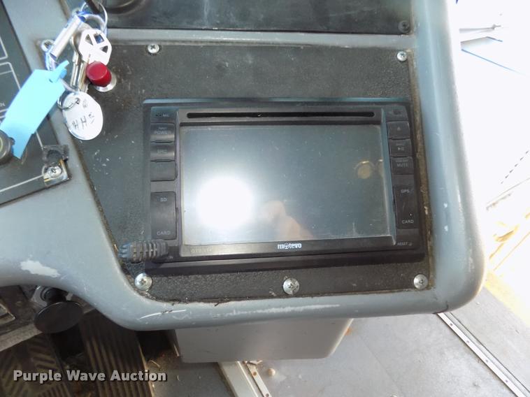 image for item DA3026 2000 Blue Bird LTC40 bus