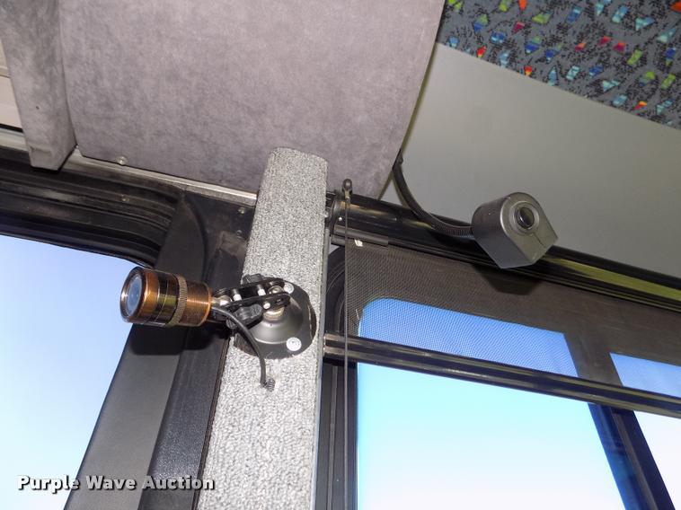 image for item DA3026 2000 Blue Bird LTC40 bus