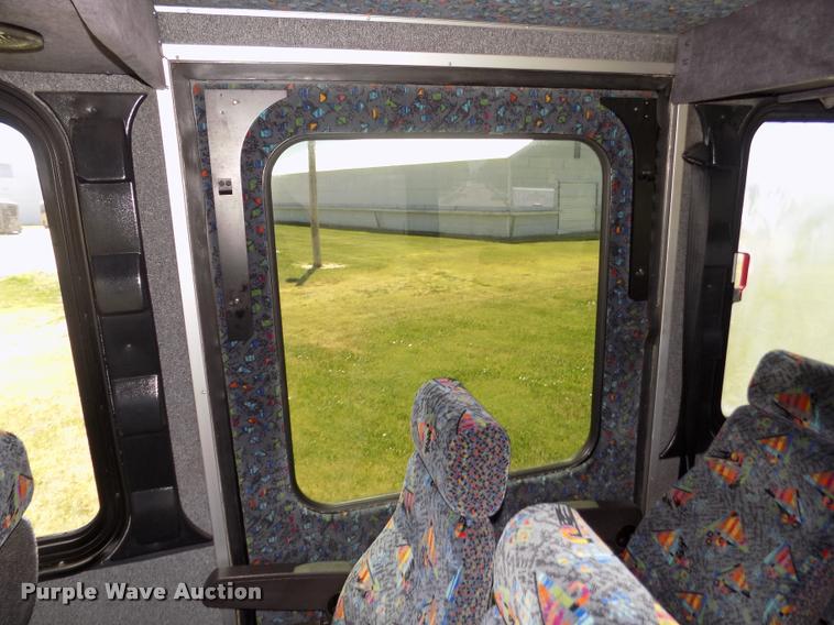 image for item DA3026 2000 Blue Bird LTC40 bus