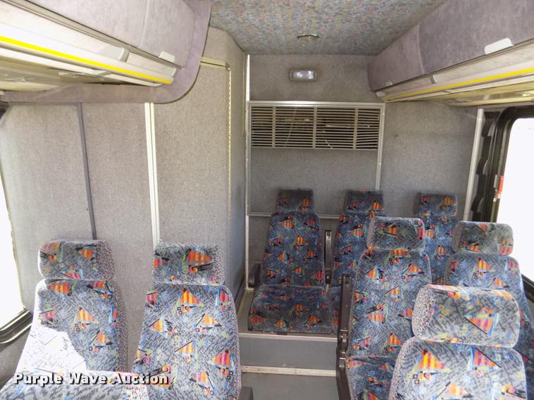 image for item DA3026 2000 Blue Bird LTC40 bus