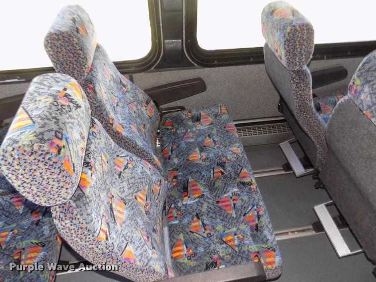 image for item DA3026 2000 Blue Bird LTC40 bus