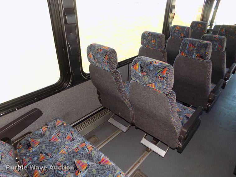 image for item DA3026 2000 Blue Bird LTC40 bus