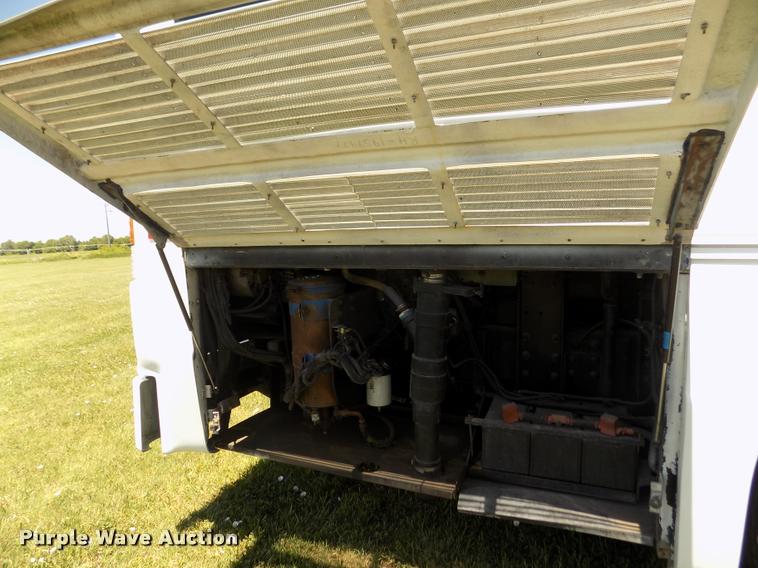 image for item DA3026 2000 Blue Bird LTC40 bus