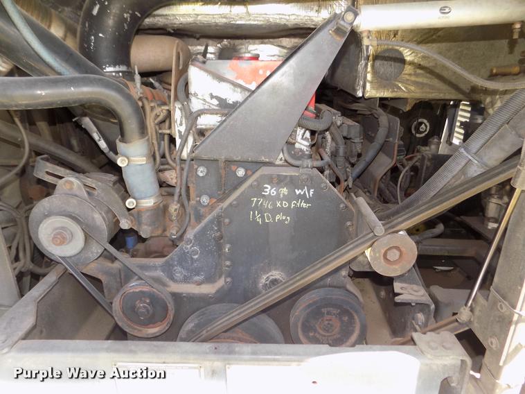 image for item DA3026 2000 Blue Bird LTC40 bus