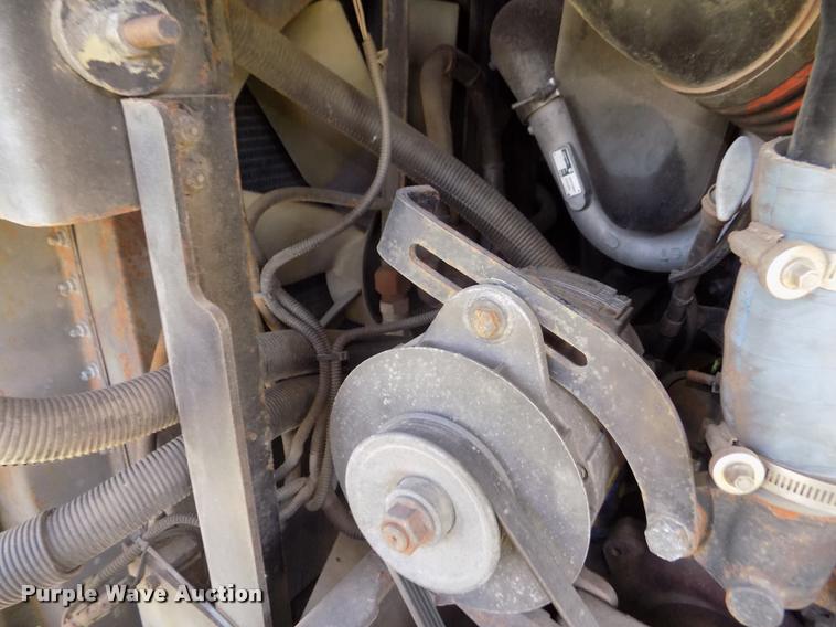 image for item DA3026 2000 Blue Bird LTC40 bus