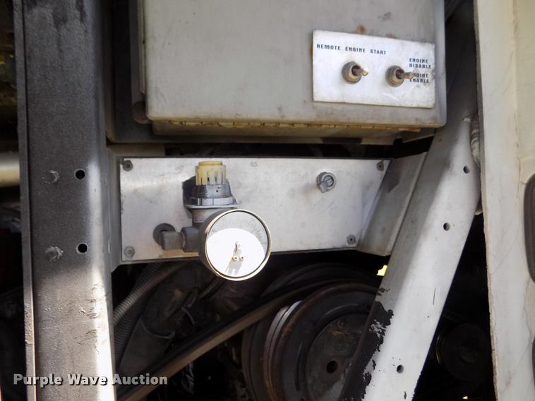 image for item DA3026 2000 Blue Bird LTC40 bus