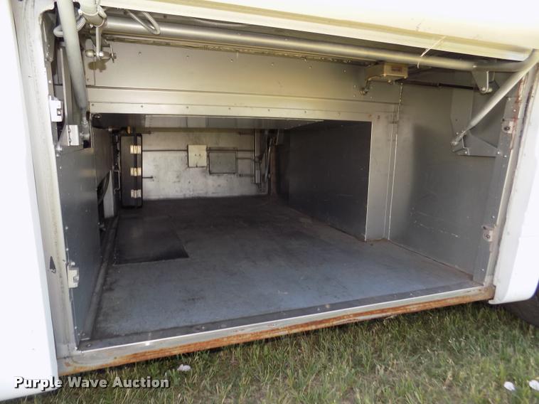 image for item DA3026 2000 Blue Bird LTC40 bus