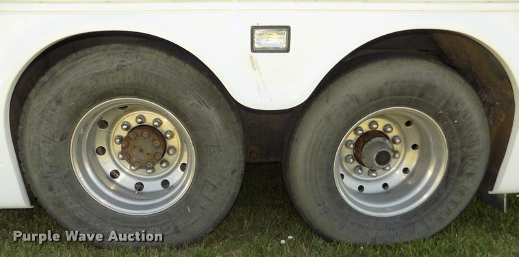 image for item DA3026 2000 Blue Bird LTC40 bus