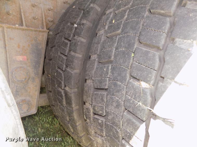 image for item DA3026 2000 Blue Bird LTC40 bus