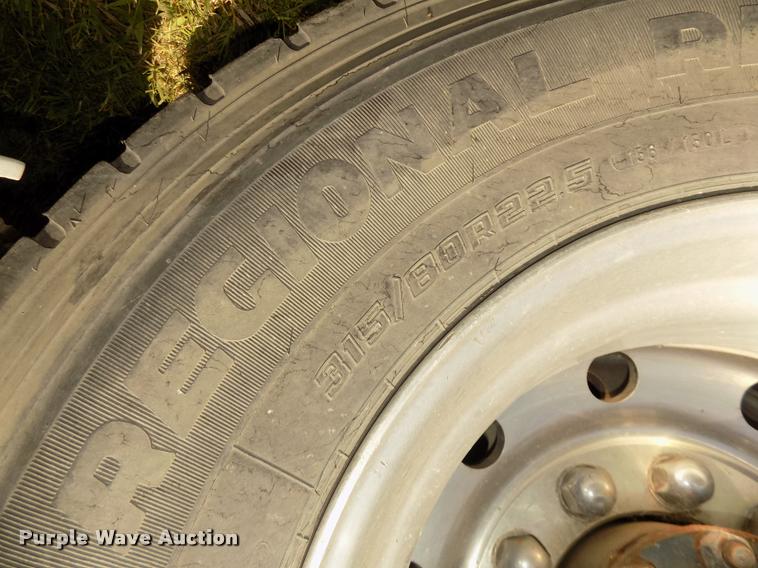 image for item DA3026 2000 Blue Bird LTC40 bus