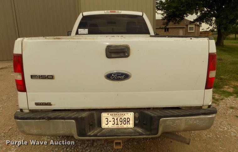 image for item DA3033 2004 Ford F150 XLT pickup truck