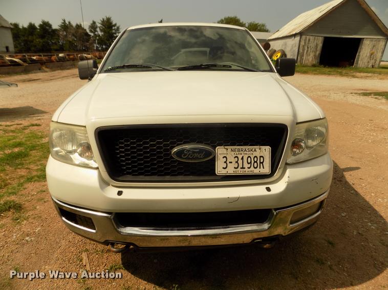 image for item DA3033 2004 Ford F150 XLT pickup truck