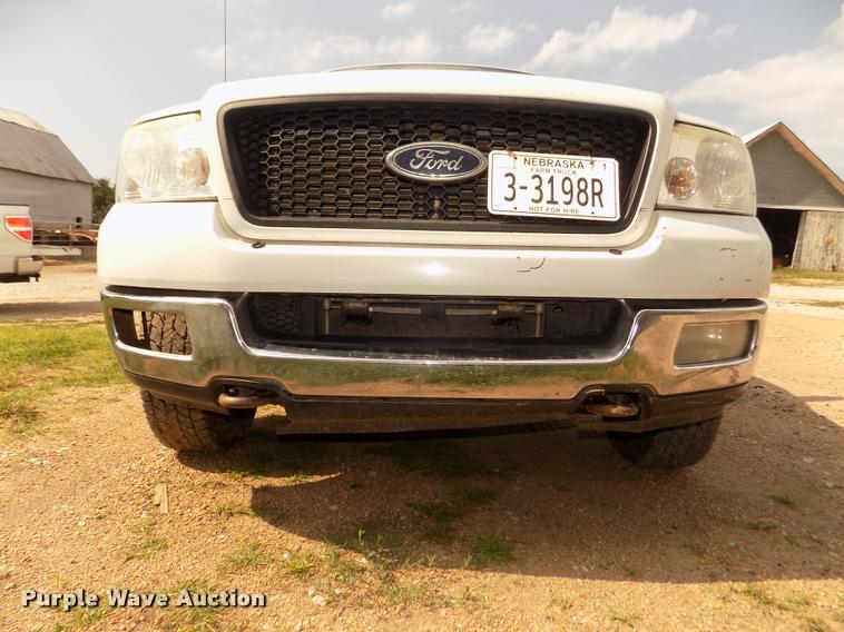 image for item DA3033 2004 Ford F150 XLT pickup truck