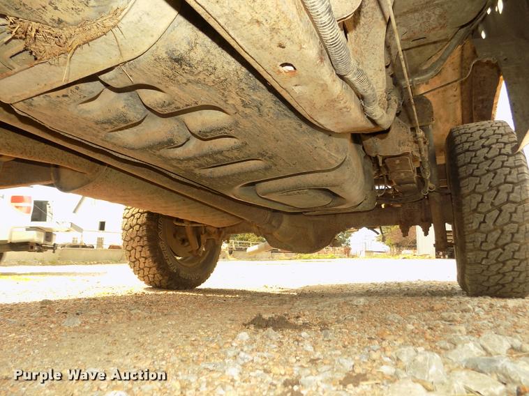 image for item DA3033 2004 Ford F150 XLT pickup truck