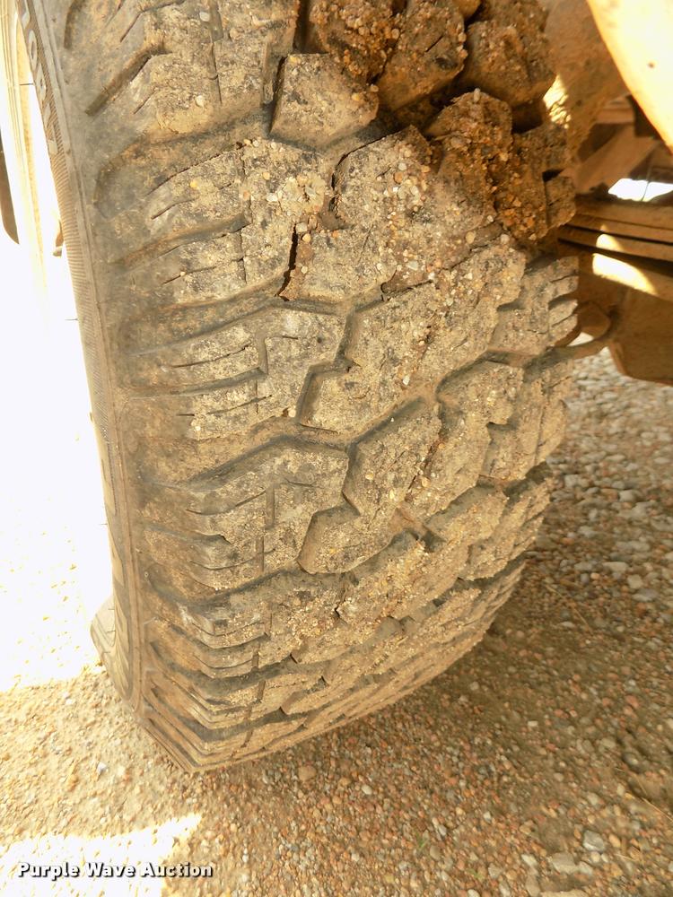 image for item DA3033 2004 Ford F150 XLT pickup truck