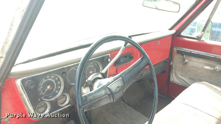 image for item DA5546 1971 Chevrolet C20 Long Horn edition pickup truck