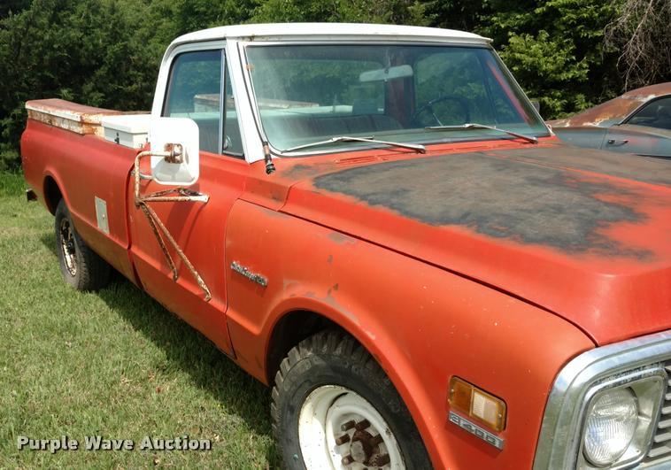 image for item DA5546 1971 Chevrolet C20 Long Horn edition pickup truck