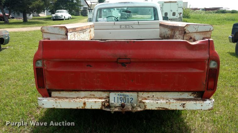 image for item DA5546 1971 Chevrolet C20 Long Horn edition pickup truck