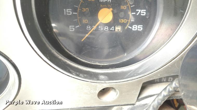 image for item DA5550 1985 GMC Sierra Classic Suburban SUV