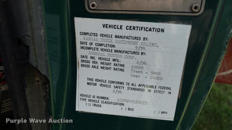 image for item DA5553 1974 Chevrolet C60 grain truck