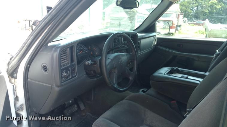 image for item DA5555 2007 Chevrolet Silverado 2500HD Ext. Cab pickup truck