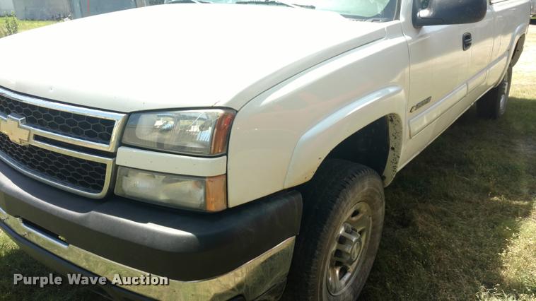 image for item DA5555 2007 Chevrolet Silverado 2500HD Ext. Cab pickup truck