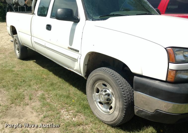 image for item DA5555 2007 Chevrolet Silverado 2500HD Ext. Cab pickup truck