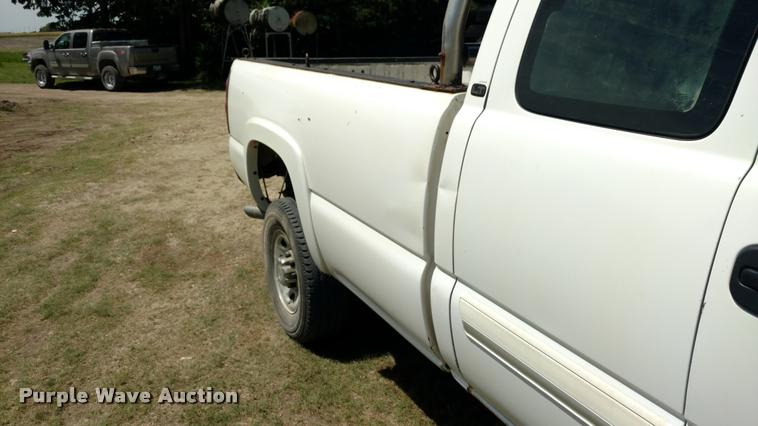 image for item DA5555 2007 Chevrolet Silverado 2500HD Ext. Cab pickup truck