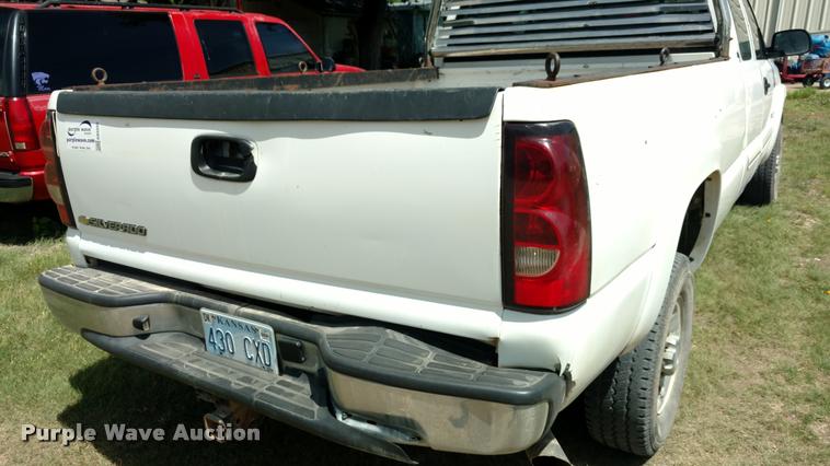 image for item DA5555 2007 Chevrolet Silverado 2500HD Ext. Cab pickup truck