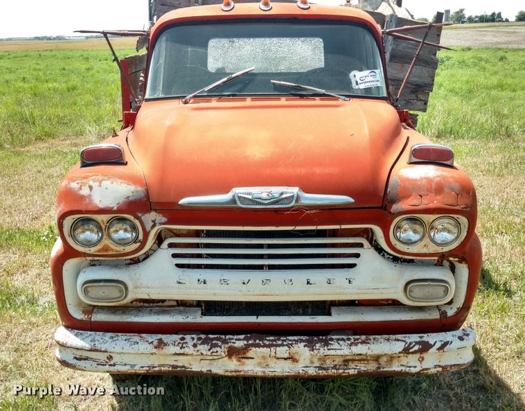 image for item DA5562 1958 Chevrolet Viking 50 grain truck