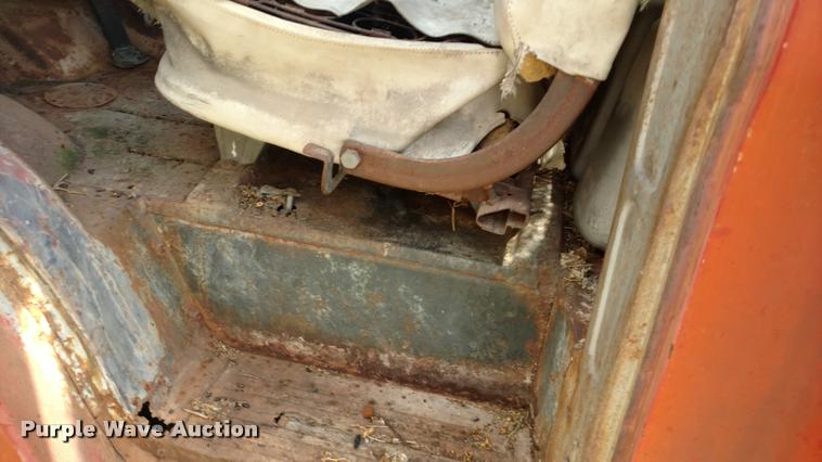 image for item DA5562 1958 Chevrolet Viking 50 grain truck