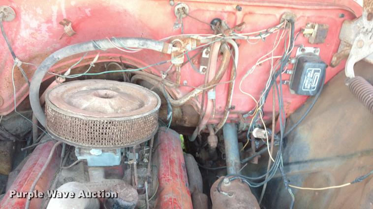 image for item DA5562 1958 Chevrolet Viking 50 grain truck