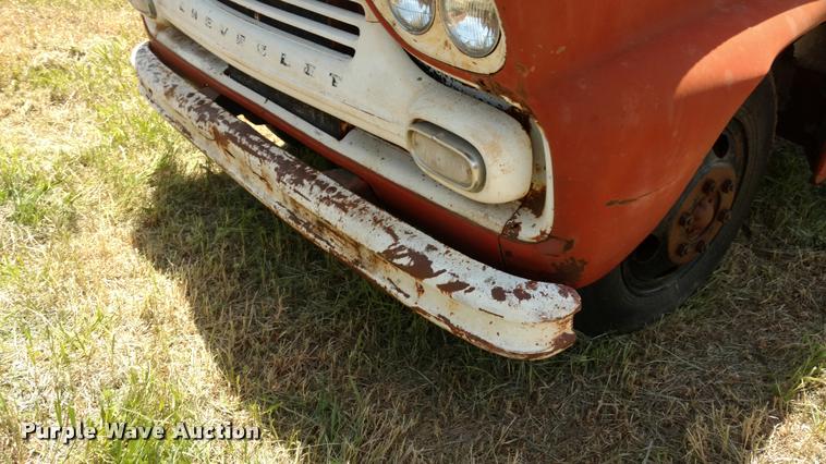 image for item DA5562 1958 Chevrolet Viking 50 grain truck