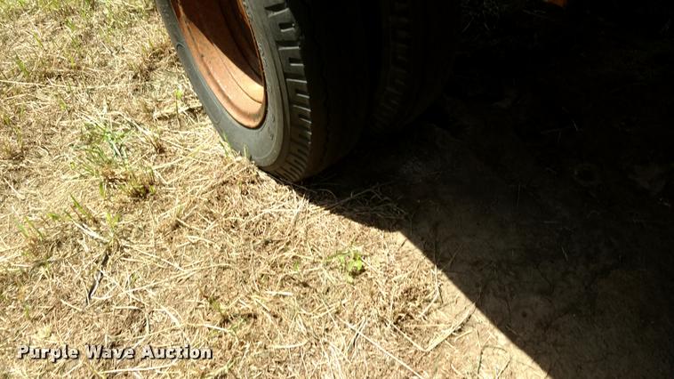 image for item DA5563 1960 Chevrolet Viking grain truck