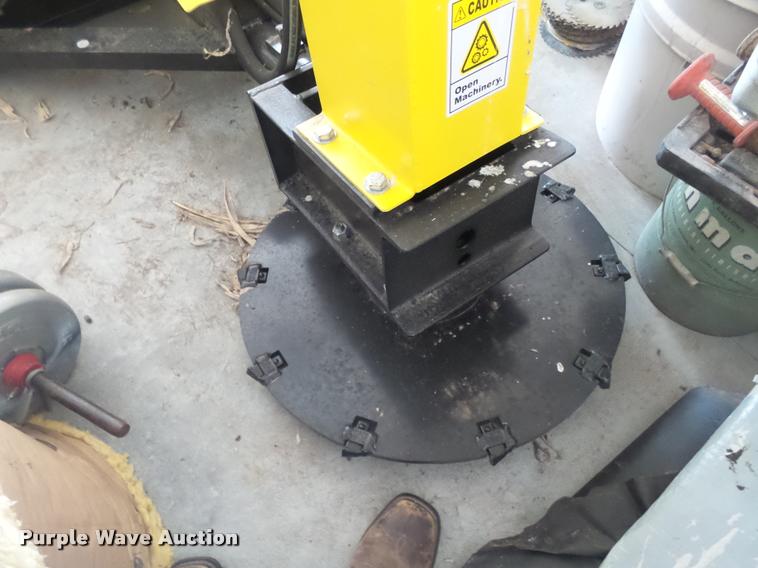 image for item DA5567 Vail skid steer tree saw